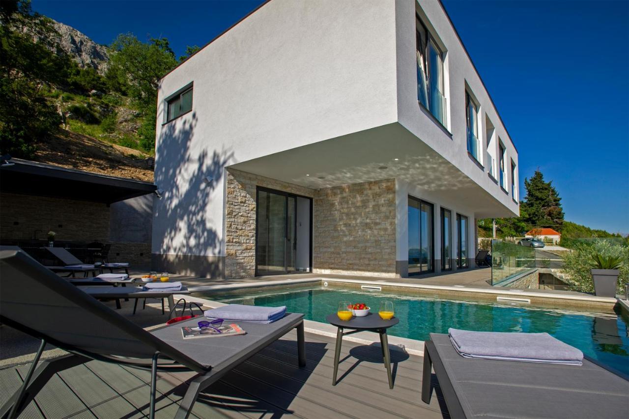 Villa Dispet With Heated Pool, Jacuzzi, Sauna And Cinema Celina Ngoại thất bức ảnh